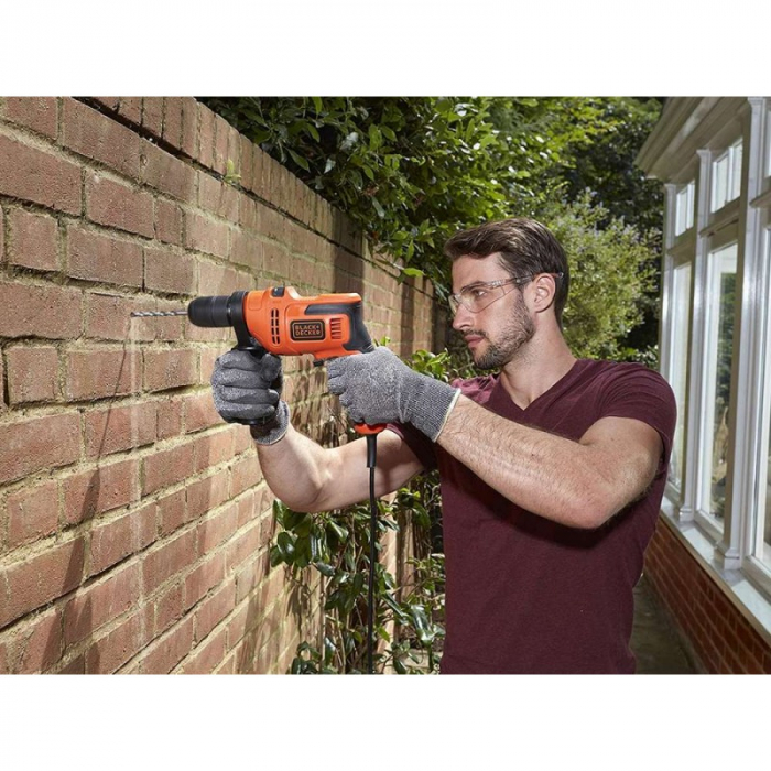 Masina de gaurit Black+Decker BEH200 cu percutie 500W [3]