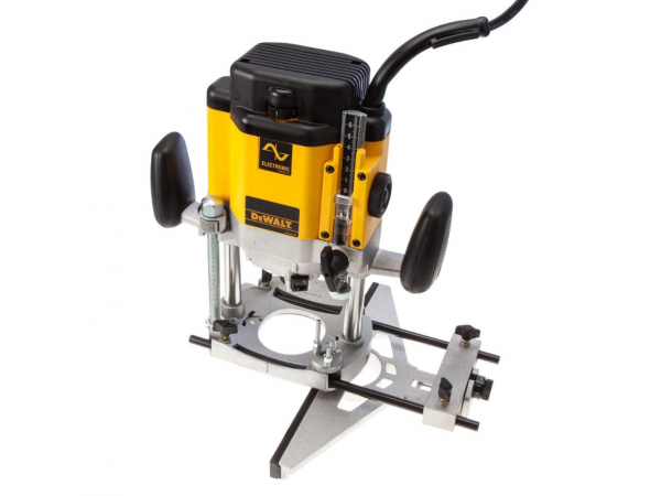 Masina de frezat 2000W + valiza si accesorii DeWalt - DW625EK [2]