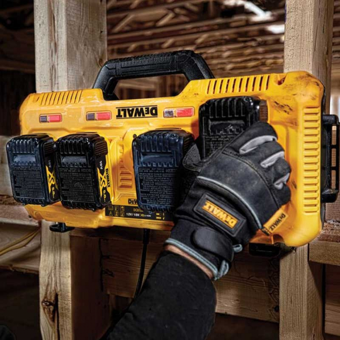 Statie DeWALT DCB104 de incarcare rapida XR 4 porturi FlexVolt [3]
