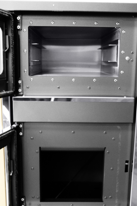 Termosemineu pe lemn, carbune si bricheti, Fornello, model Avanos 32 kW, crem, plita de gatit, pompa de circulatie si manometru [4]
