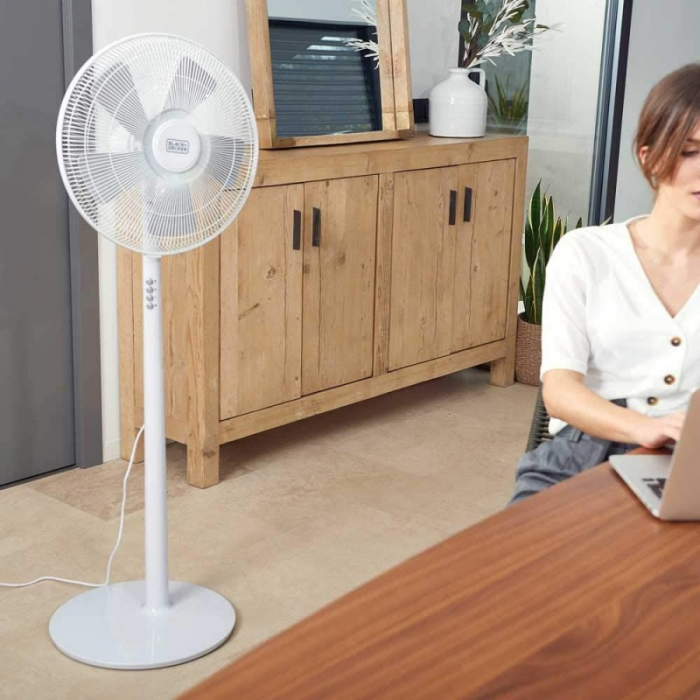Ventilator alb cu picior Black+Decker 60 W [2]