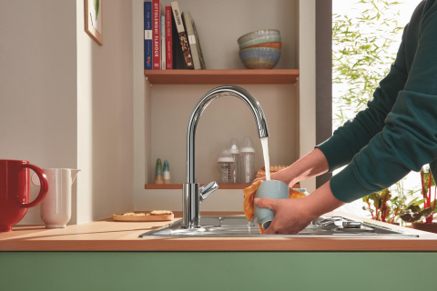 Baterie bucatarie Grohe StartEdge pipa tip C 3/8'', monocomanda, pivotanta, cartus ceramic, montaj pe blat, protectie reflux, limitator de debit, crom [1]