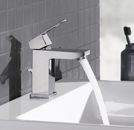 Baterie lavoar marimea M cartus ceramic set evacuare cu tija aerator cromata Grohe Eurocube [1]