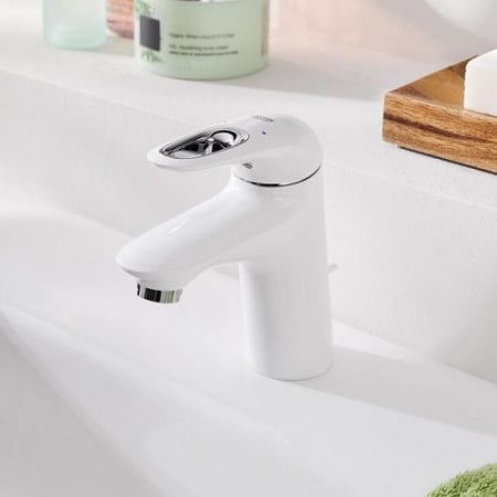 Baterie lavoar marimea S furtunuri flexibile alba Grohe Eurostyle New [1]