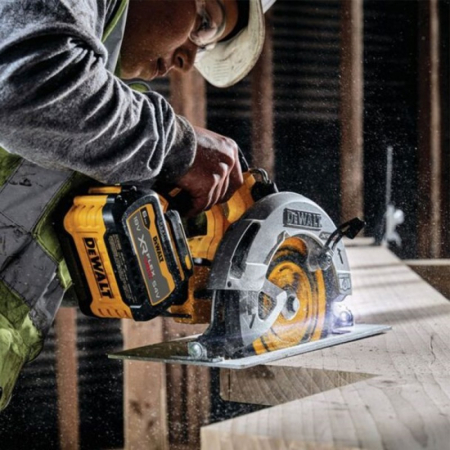 Fierastrau Circular Pro DeWalt DCS573NT Brushless 18V [6]
