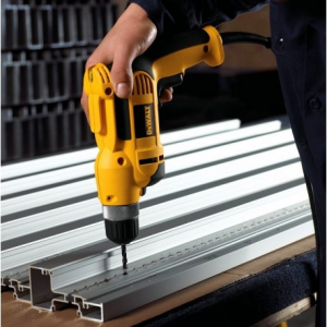 Masina de gaurit si insurubat DeWalt 700W - DWD112S [1]
