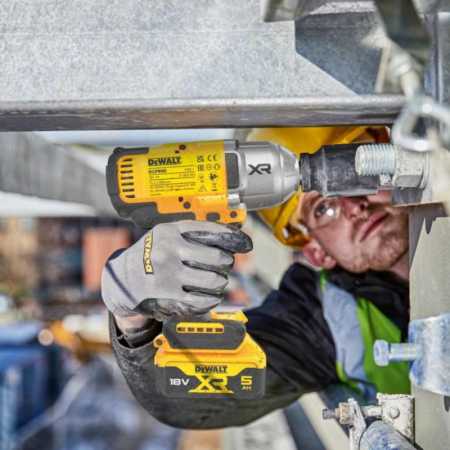Masina de insurubat cu impact Dewalt 18V 2x5Ah - DCF900P2T [1]