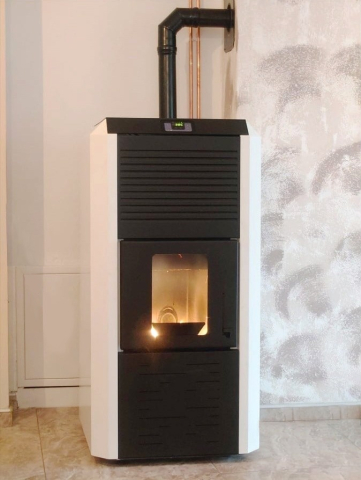 Pachet termosemineu cu peleti Termax Kamin ECO 30 kW bordo pentru 220 mp [4]