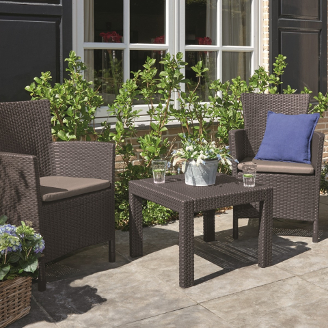 Casa si gradina - Set mobilier pentru balcon material polipropilena Keter colectie Rosario pentru gradina sau terasa masuta patrata 2 fotolii culoare maro rezistent la raze UV si intemperii