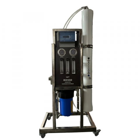 Statii dedurizare - Statie osmoza inversa debit 0,5 m3/h pompa 1X4X40 Valrom RO500 - VALROM GAMA VALHOH