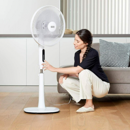 Ventilator alb cu picior Black+Decker BXEFP50E 50 W [1]