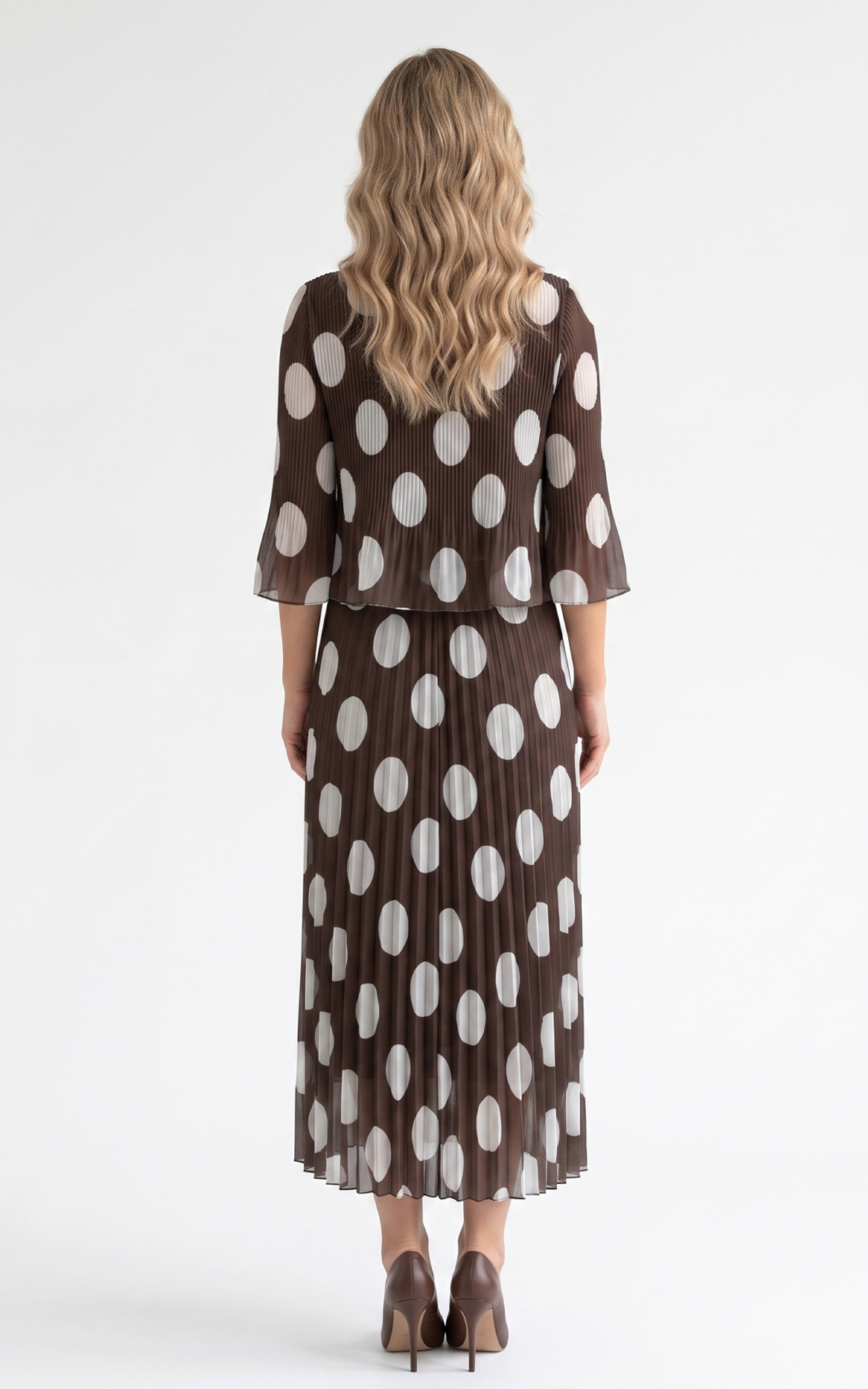 Rochie de vara, din voal vaporos cu elastic in talie Ginny midi maro-buline-mari [3]