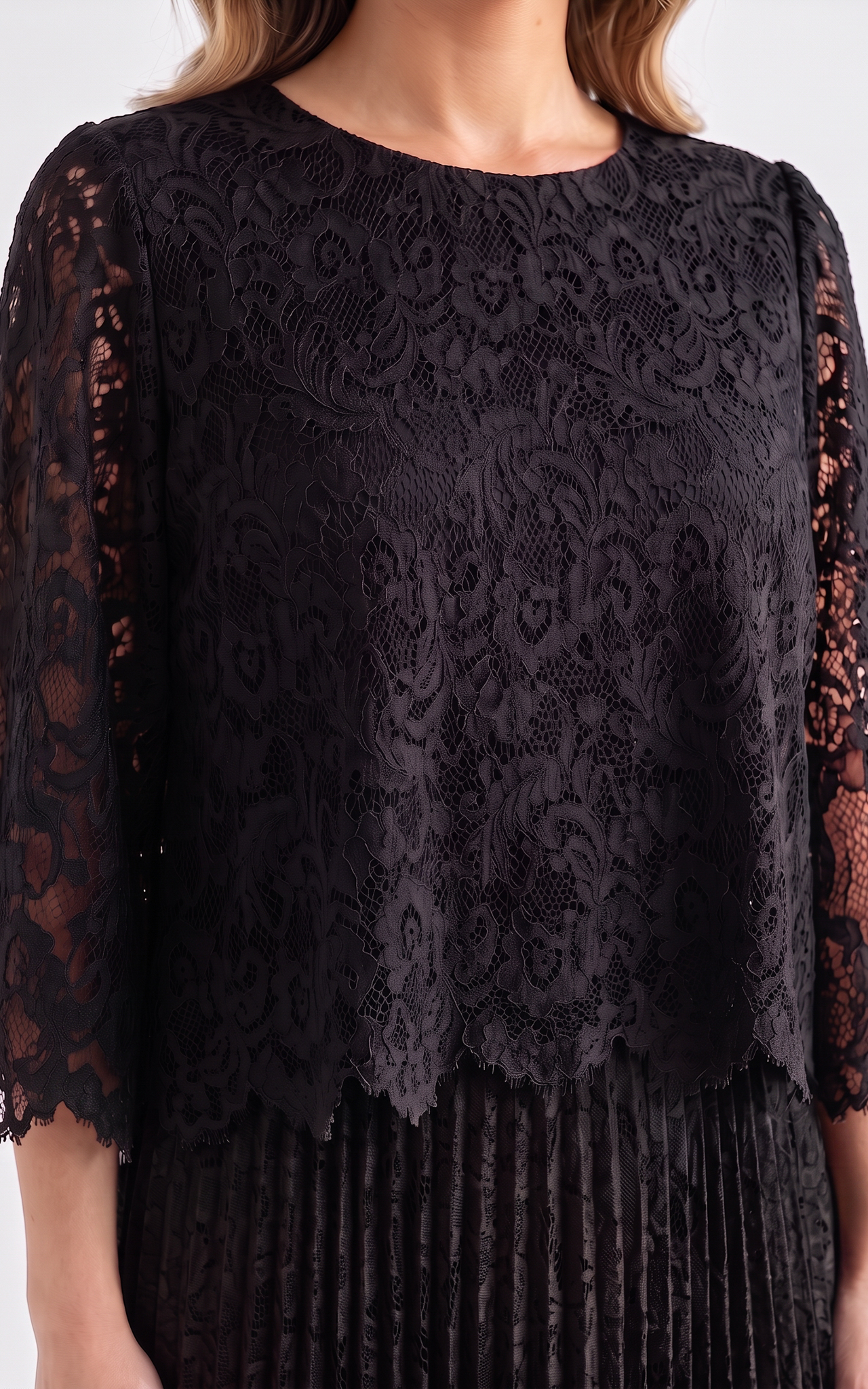 Rochie de toamnă Ginny midi dantela-neagra-uni [4]