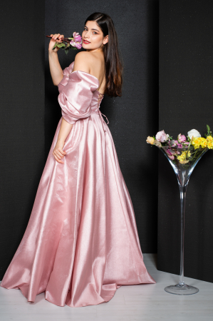 Rochie Brylee lunga pudra [5]