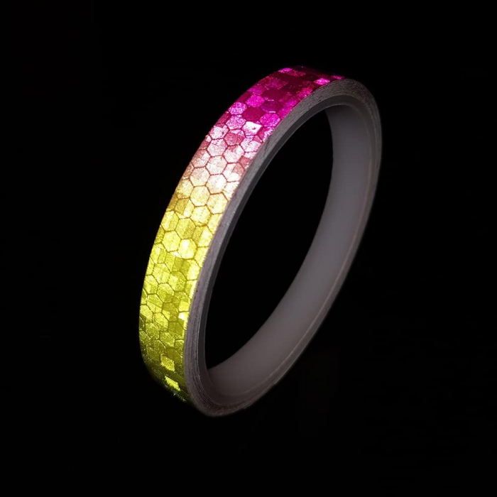 Banda Autoadeziva Reflectorizanta Multicolor pentru Tuning Masina, Motocicleta, pentru Decorare Bicicleta si Trotineta, pentru Semnalizare si Vizibilitate Sporita in Trafic, Adeziv Puternic si Reziste [5]