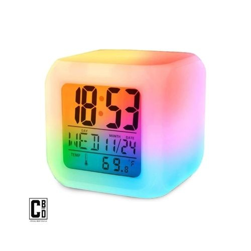 Ceas Multifunctional pentru Birou si Noptiera, CBD CORAL BEST DEALS, Digital, cu Termometru si Alarma, Iluminare LED 8 culori Disponibile, Dimensiuni Compacte 8x8x8 cm [12]