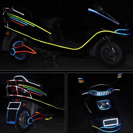 Banda Autoadeziva Reflectorizanta Galben pentru Tuning Masina, Motocicleta, pentru Decorare Bicicleta si Trotineta, pentru Semnalizare si Vizibilitate Sporita in Trafic, Adeziv Puternic si Rezistent, [3]