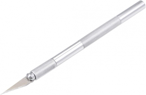 Unelte de taiere - Bisturiu tip CUTTER pentru Diverse Activitati, Cutter Metalic de Precizie cu 5 Lame de Rezerva, Argintiu, CBD CORAL BEST DEALS