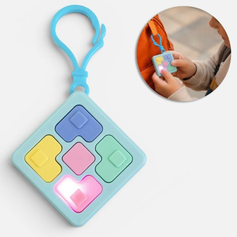 Sarbatori si petreceri - Breloc Joc Electronic de Memorie cu Lumini și Sunete