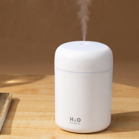 Mini Umidificator, Difuser, Model Premium cu 2 Moduri de Functionare A Luminilor si A Timpului de Functionare, Aromaterapie, Alb, Cbd Coral Best Deals [3]