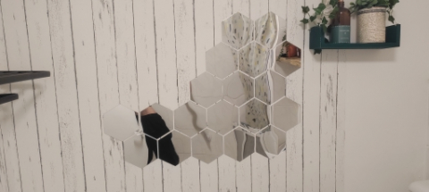 set-3-oglinzi-acrilice-decorative-hexagonale-pentru-baie-bucatarie-si-living-12cm-x11-x-6-5-cm-model-l [6]