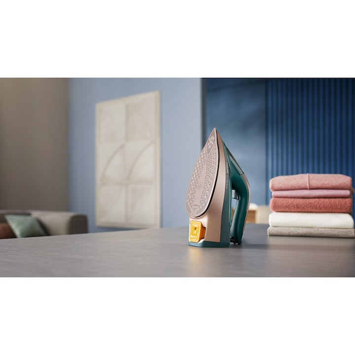 Philips Steam Iron DST8030/70 Series 8000, 3000W, Turquoise [7]