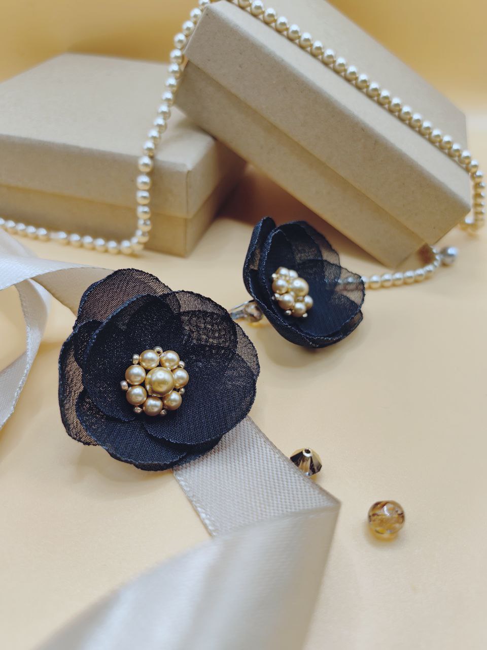 De ce accesoriile fac diferenta – psihologia detaliilor si impactul lor in felul in care te simti