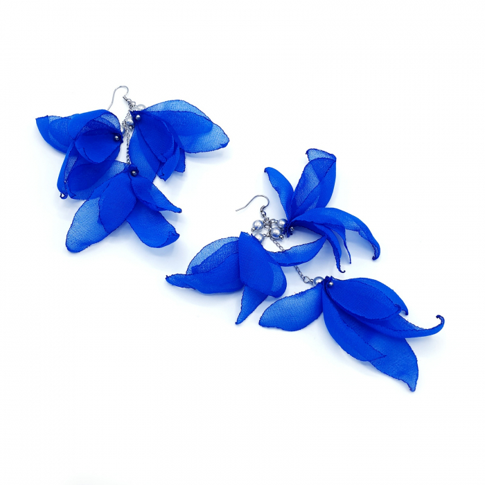 cercei-breeze-spectaculosi-voal-albastru-lejeri.jpg [2]