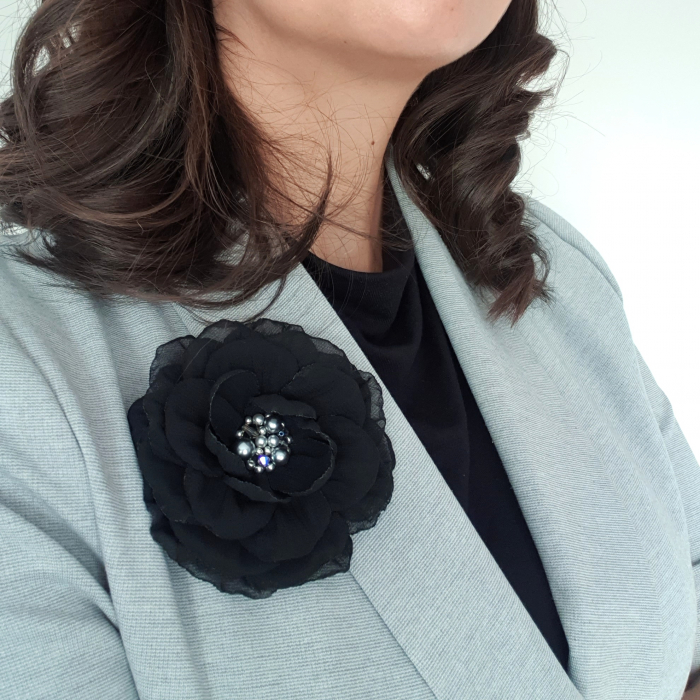 brosa-delight-moderna-feminina-voal-negru.jpg [2]