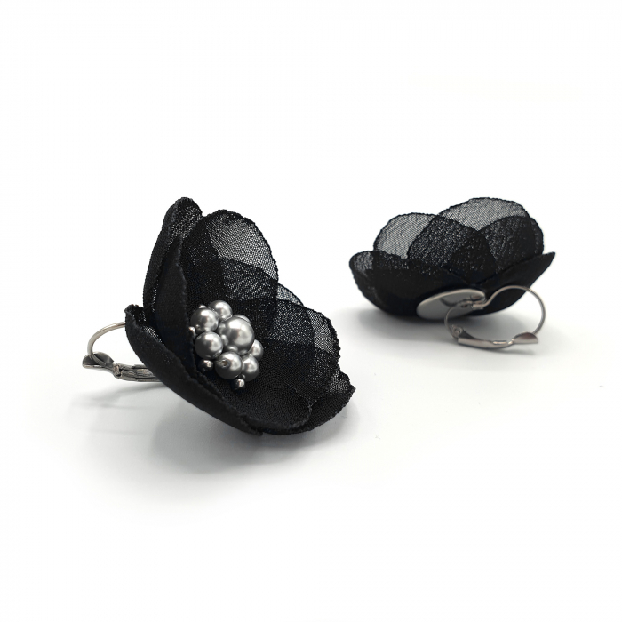 cercei-love-rafinati-voal-negru-perle-argintii.jpg [1]