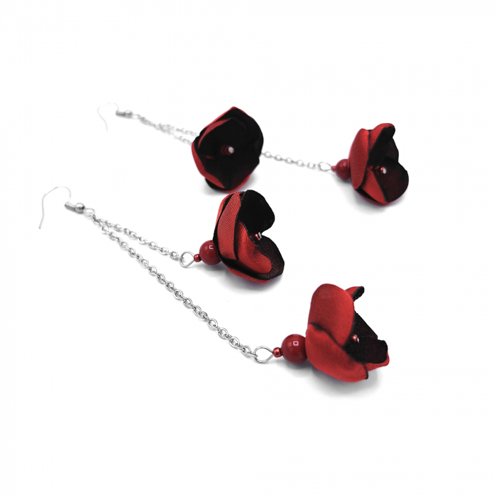 cercei-flower-love-handmade-matase-rosu-inox.jpg [3]