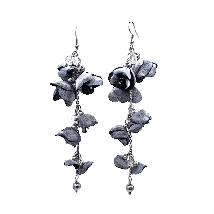 cercei-lungi-flori-argintii [1]