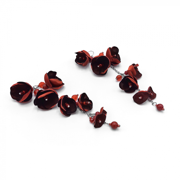 cercei-seduction-lungi-flori-rosii-matase.jpg [3]