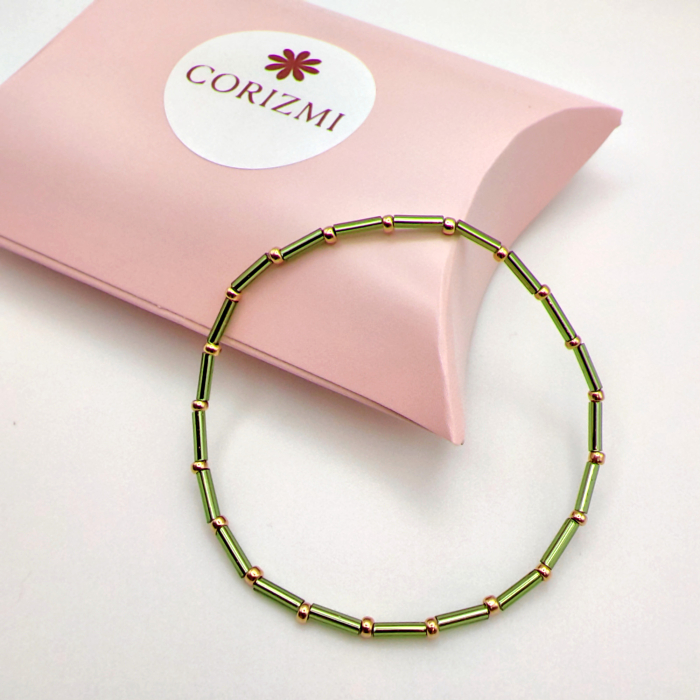 Seren - Bratara eleganta foarte subtire din margele Miyuki, verde cu auriu, elastica, 2 mm [2]