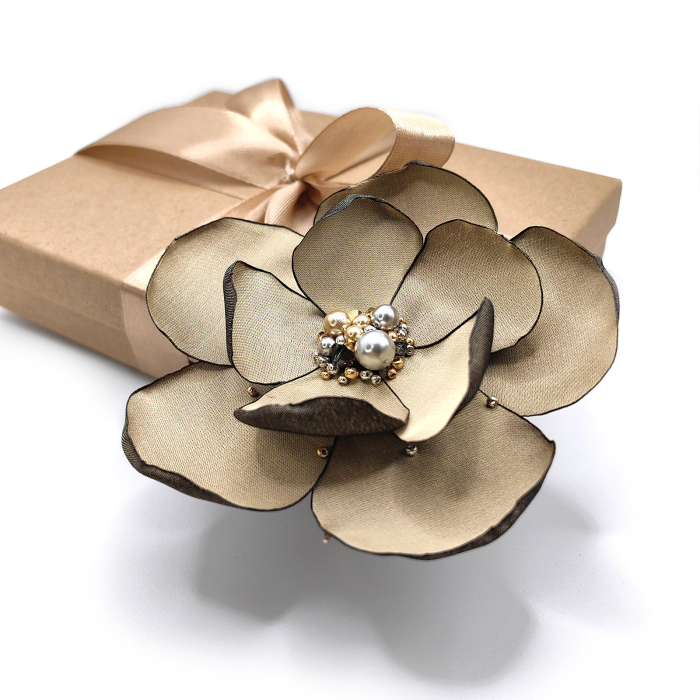 brosa-floare-matase-aurie [2]