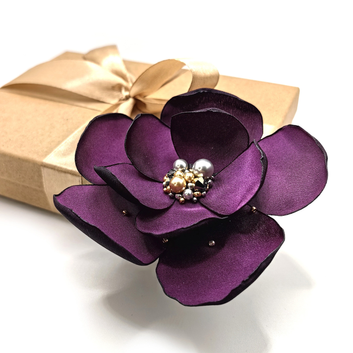 brosa-floare-eleganta-matase-mov-perle-cristale [3]