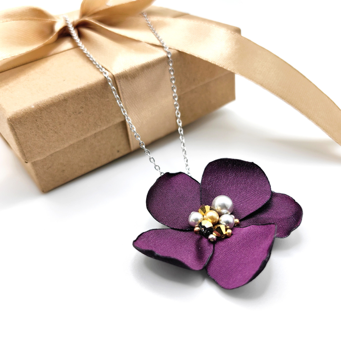 pandantiv-floare-matase-mov [1]