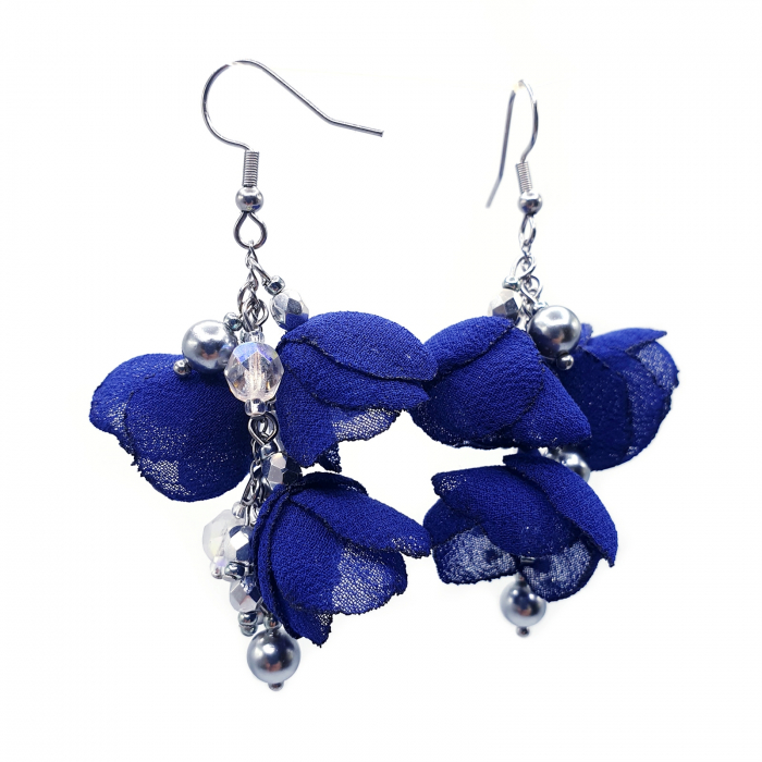 cercei-lungi-eleganti-handmade-flori-voal-albastru-regal-perle [3]