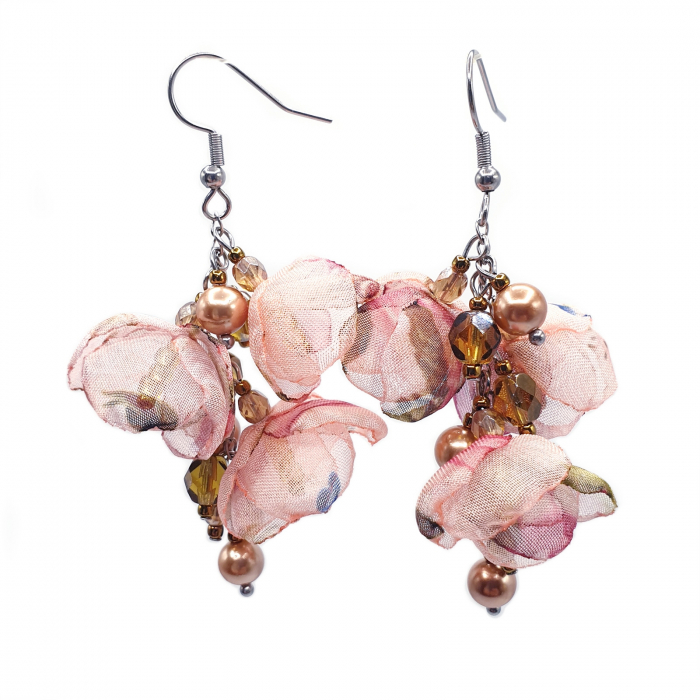 cercei-flori-voal-roz-perle-cristale-handmade-eleganti [1]