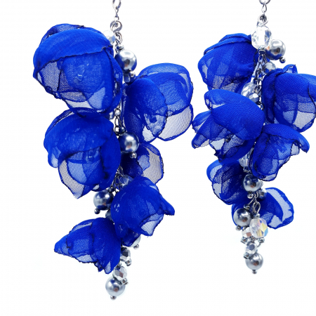 cercei-latin-love-flori-albastre-expresive-ciorchine.jpg [3]