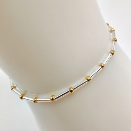 Bratari - Seren - Bratara eleganta foarte subtire din margele Miyuki, argintiu si auriu, elastica, 2 mm