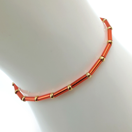 Bratari - Seren - Bratara eleganta foarte subtire din margele Miyuki, rosu cu auriu, elastica, 2 mm