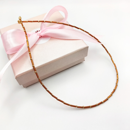 Perle, Pietre si Cristale - Seren - Colier elegant foarte subtire din margele Miyuki, maro cu auriu, 2 mm