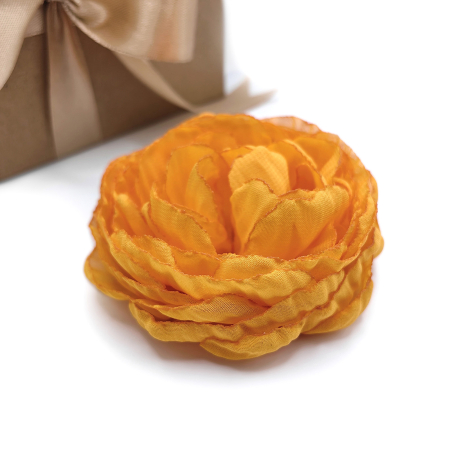 Brose - brosa-floare-bujor-voal-portocaliu