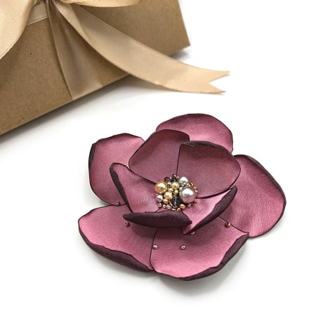 Creatii Proaspete - brosa-eleganta-floare-matase-roz