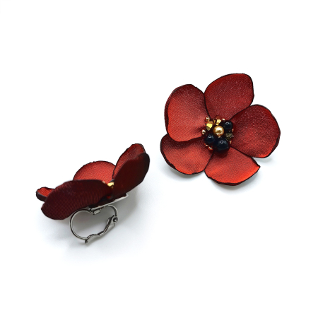 cercei-floare-matase-rosie [1]