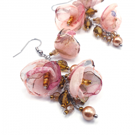 cercei-flori-voal-roz-perle-cristale-handmade-eleganti [1]