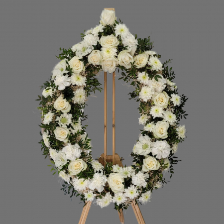 ARANJAMENTE FUNERARE - Coroană lacrimă cu flori albe