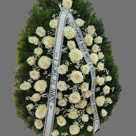 COROANE FUNERARE DIN BRAD - Coroană lacrimă cu trandafiri albi
