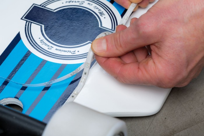 Bandă LED Mobil 2x80cm RGB 1,2W 9V 6LR61 [3]